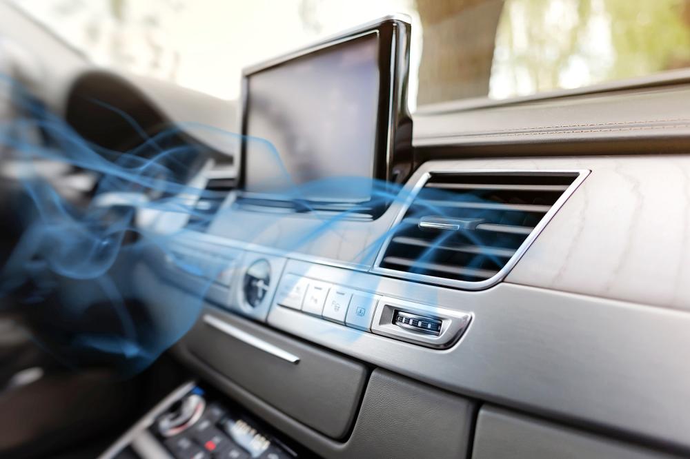 Nettoyage et désinfection de climatisation automobile